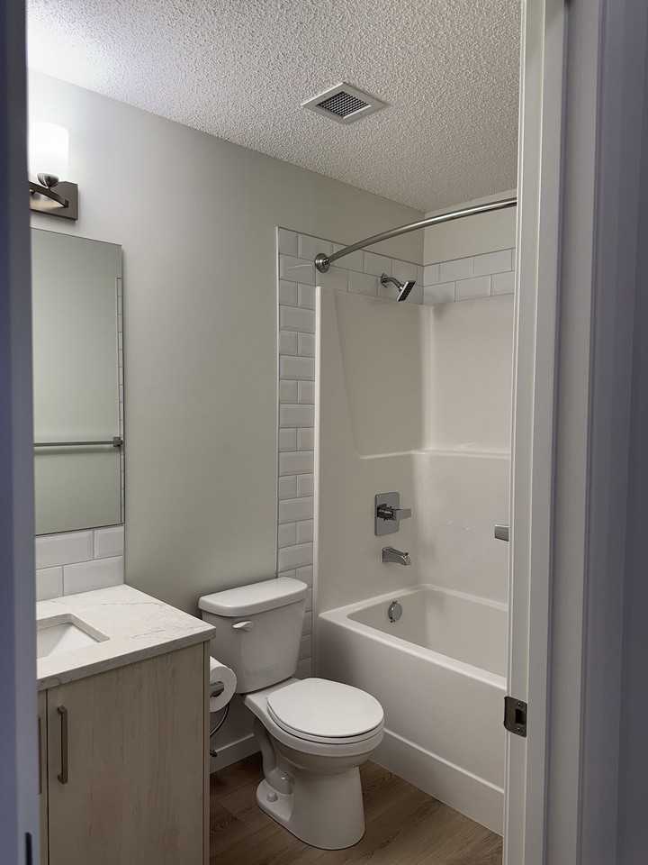 245 Edith Pl Nw - Photo 7 of 11