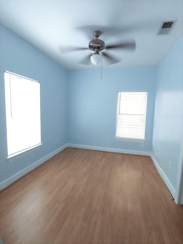 1901 Crossing Place #2203 - Photo 3 of 10