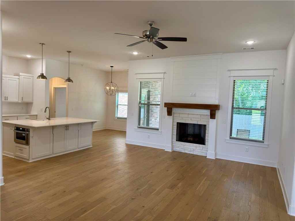 3009 E Coolridge St - Photo 3 of 24