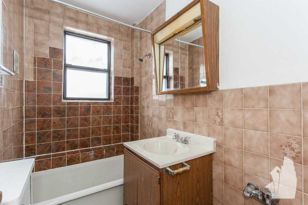 739 W Belmont Ave #510 - Photo 6 of 7
