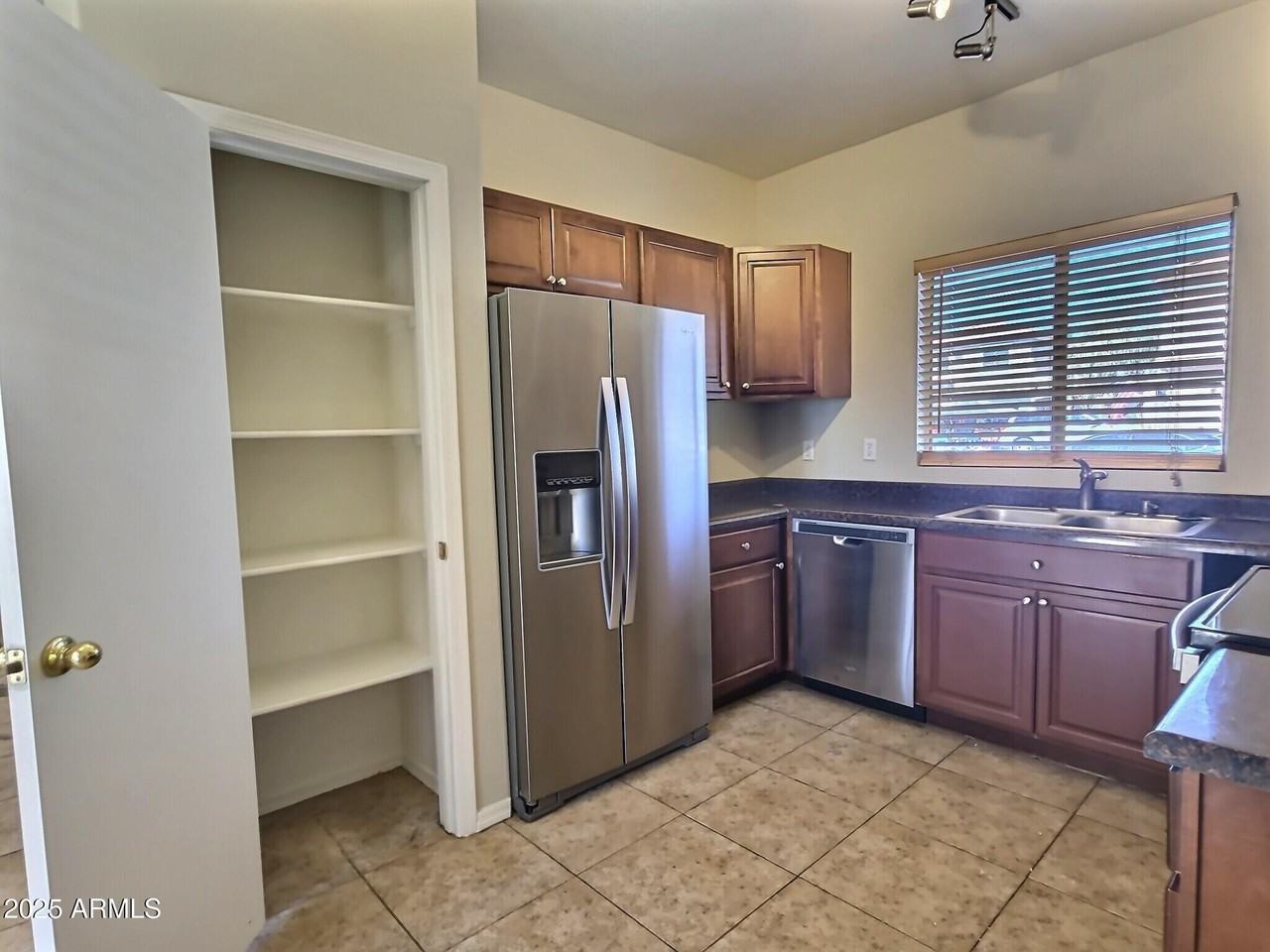 1212 S Boulder St #F - Photo 7 of 22