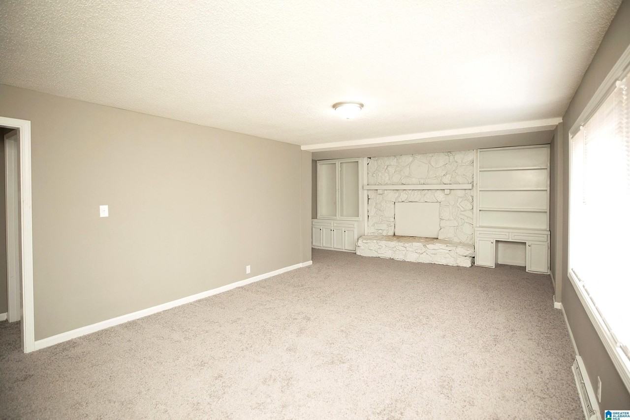 6051 Willow Cir - Photo 6 of 19