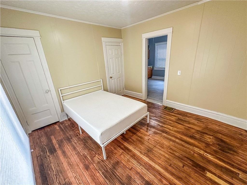 46 Peck St - Photo 4 of 8