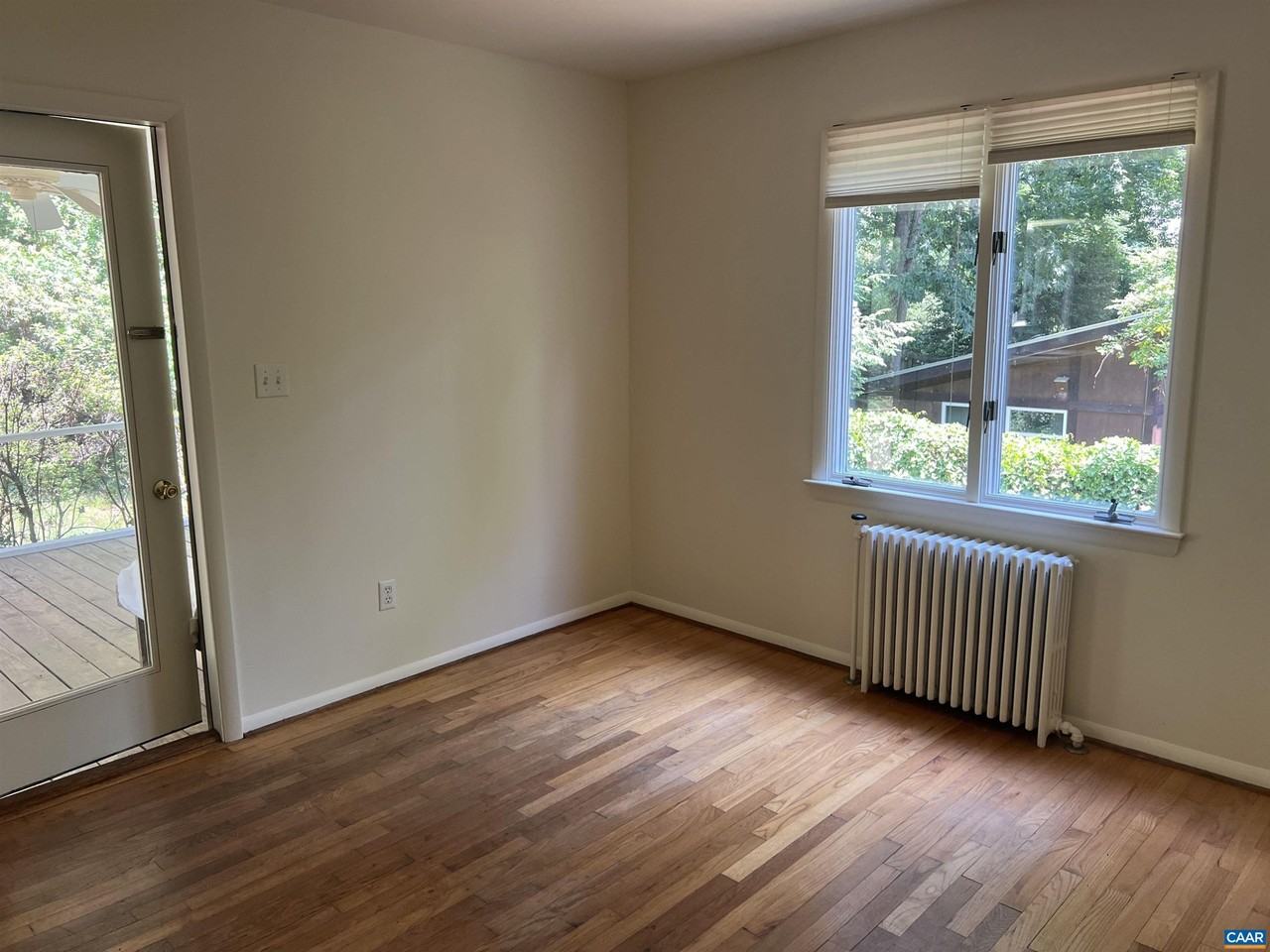 1429 Gentry Ln - Photo 5 of 14