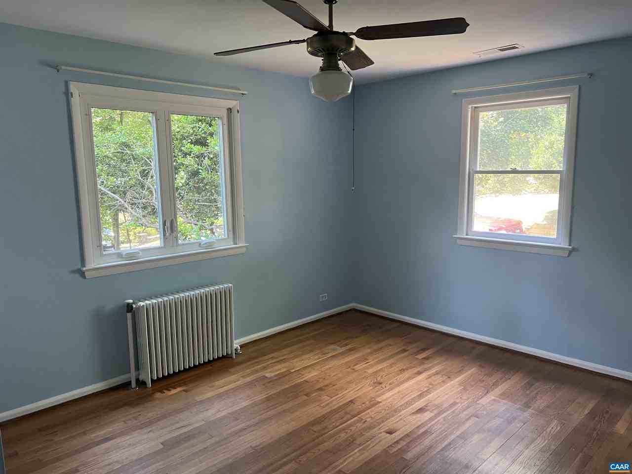 1429 Gentry Ln - Photo 7 of 14