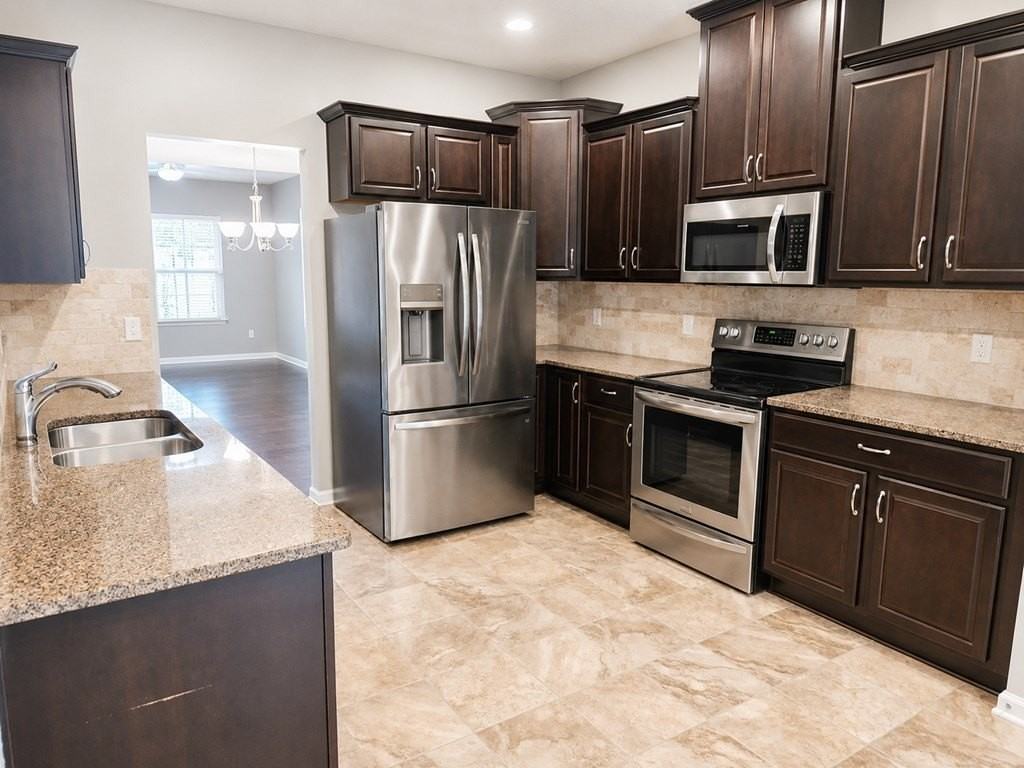 7318 San Vista Dr - Photo 7 of 26
