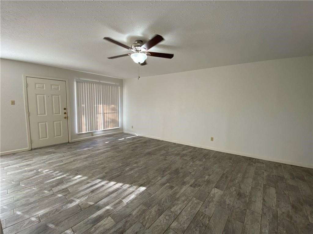 14801 Compass St #14 - Photo 6 of 12