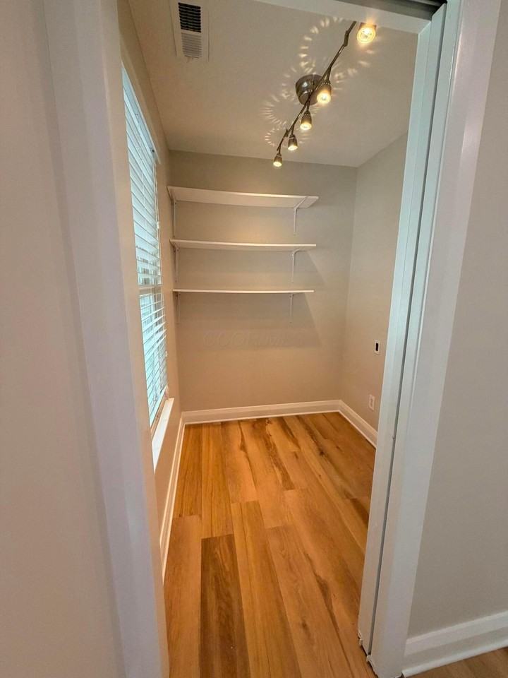 9327 Polaris Green Dr - Photo 4 of 50