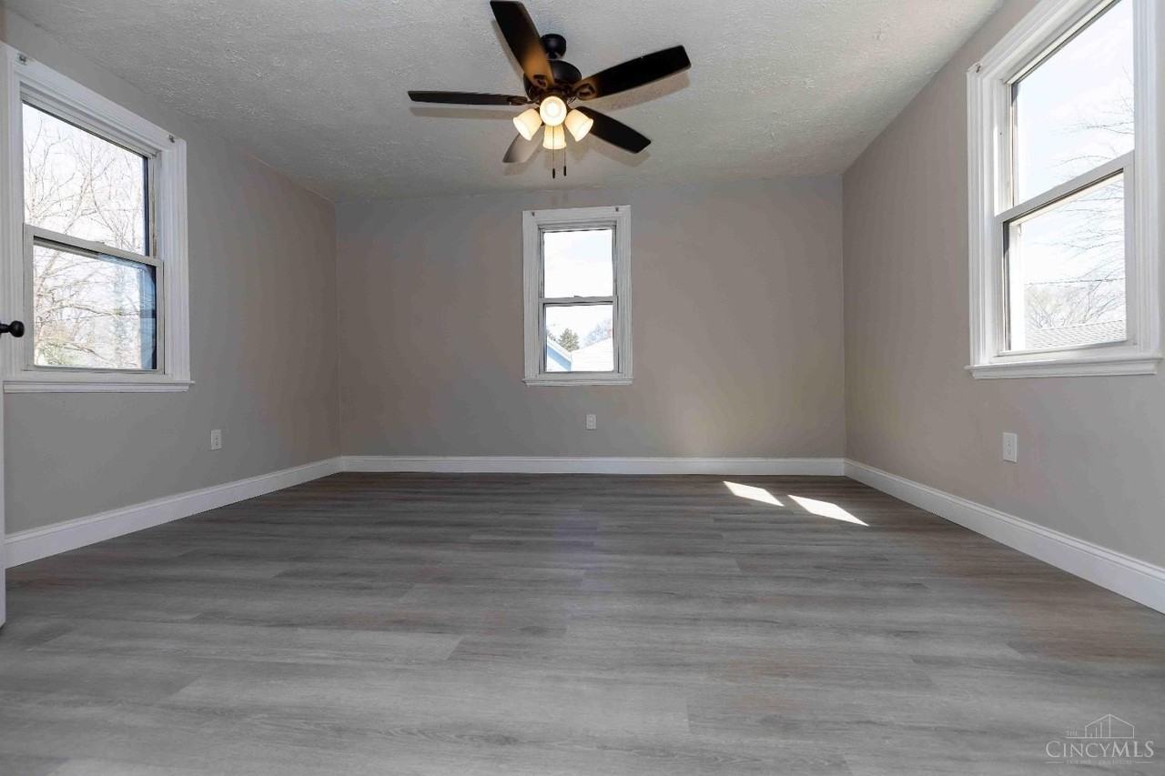1818 Dallas Ave - Photo 4 of 23