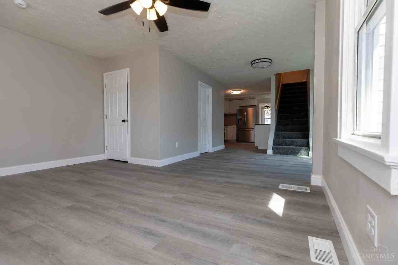 1818 Dallas Ave - Photo 5 of 23
