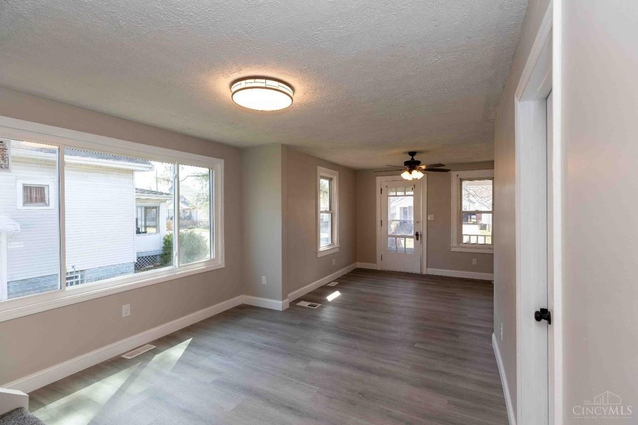 1818 Dallas Ave - Photo 6 of 23