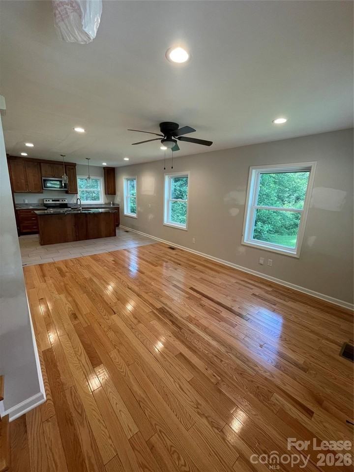 67 John Halford Ct - Photo 2 of 9