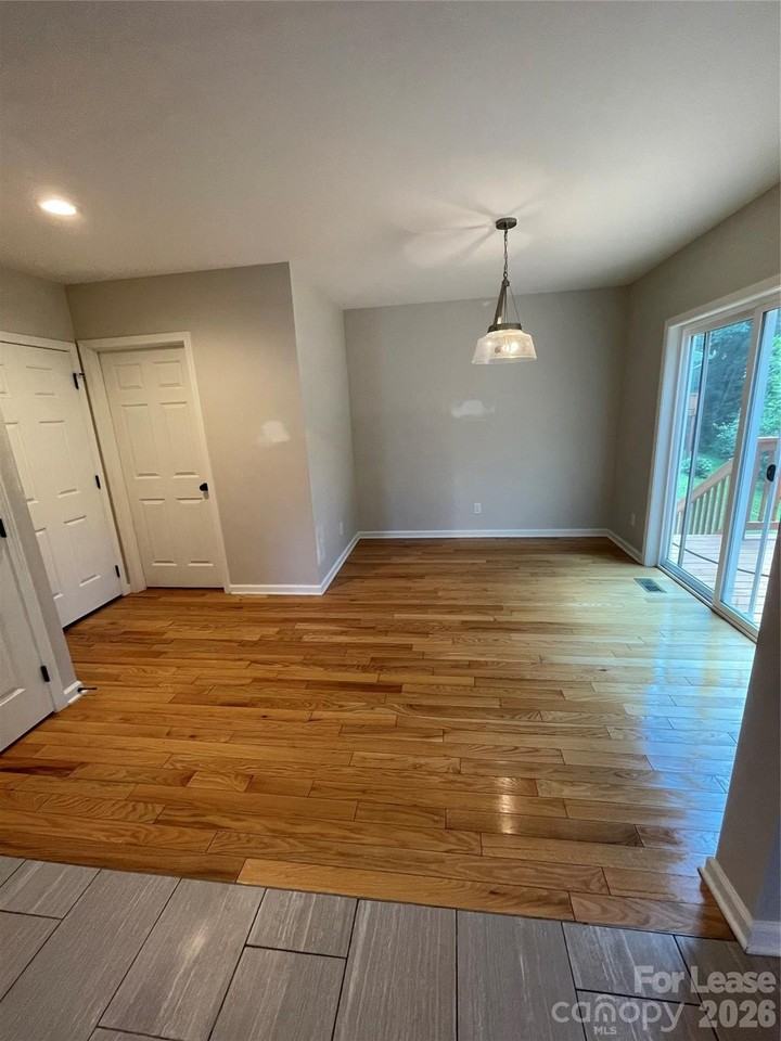 67 John Halford Ct - Photo 3 of 9