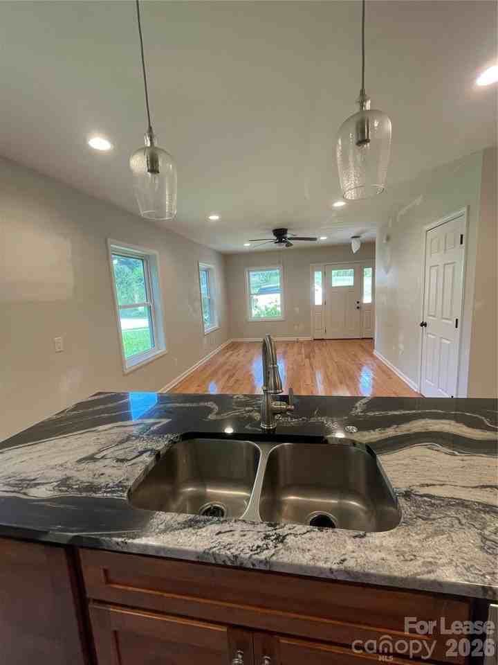 67 John Halford Ct - Photo 5 of 9