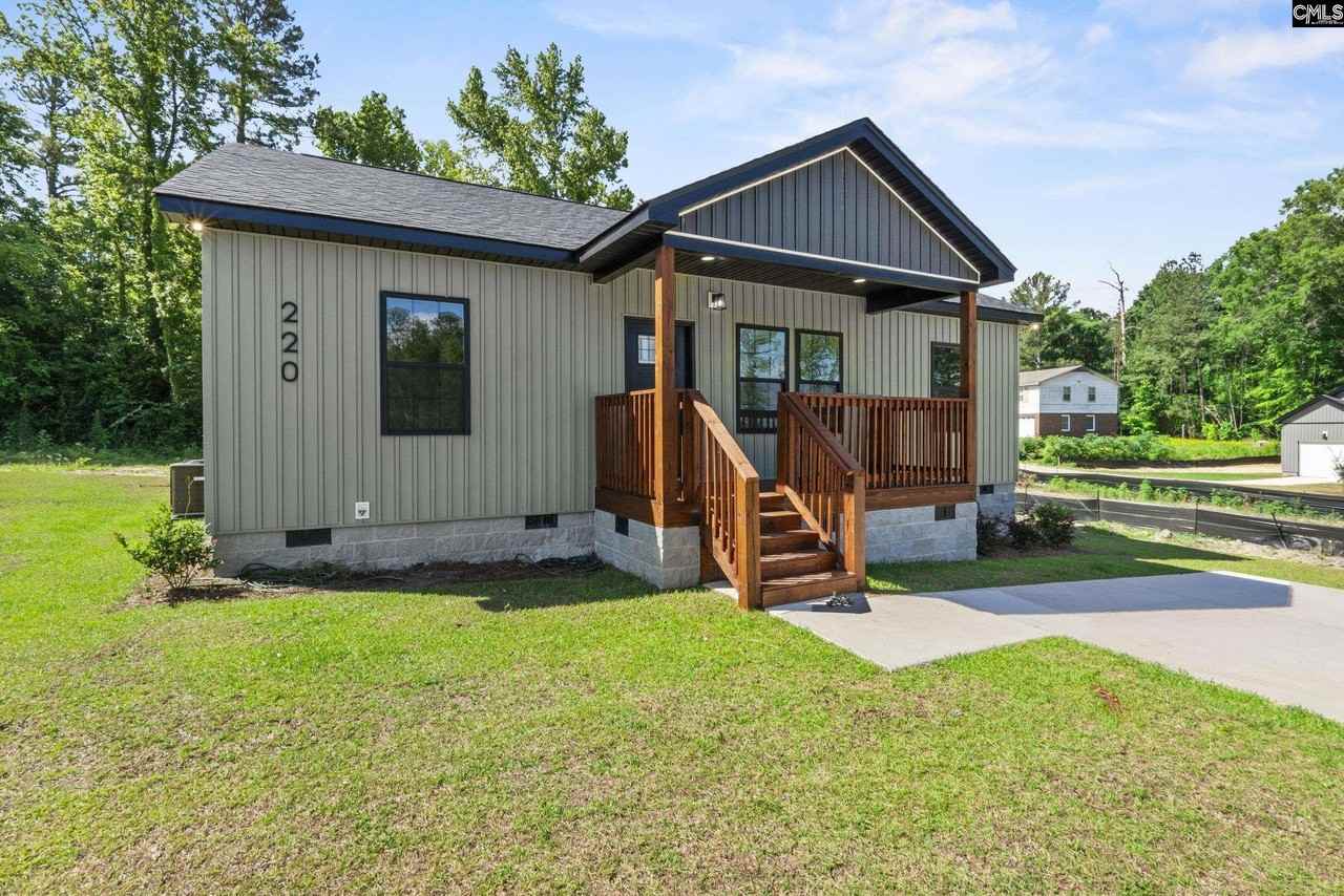 220 Payton Pl - Photo 4 of 26