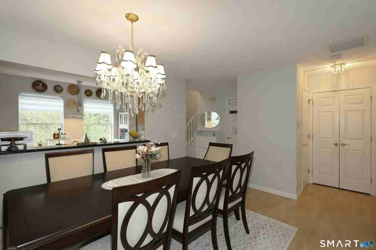 633 Danbury Rd #22 - Photo 6 of 30