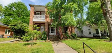 featured image of 416 N Cedar St