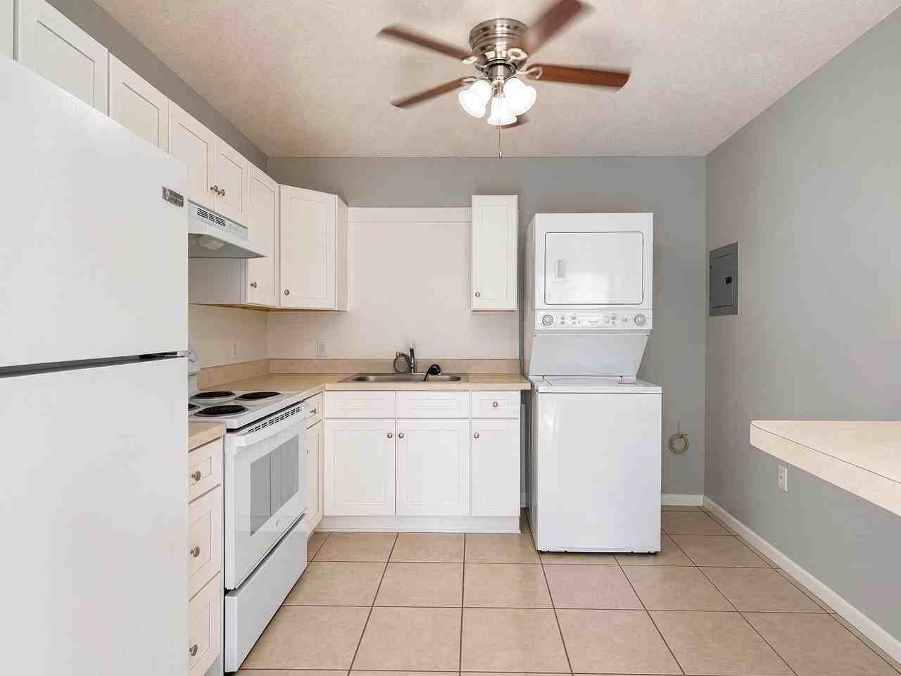27 Kelly Ave Ne #A - Photo 6 of 10