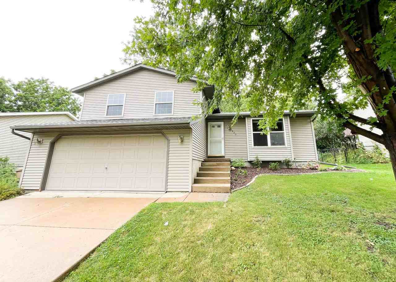 2820 Warner Ln - Photo 2 of 25