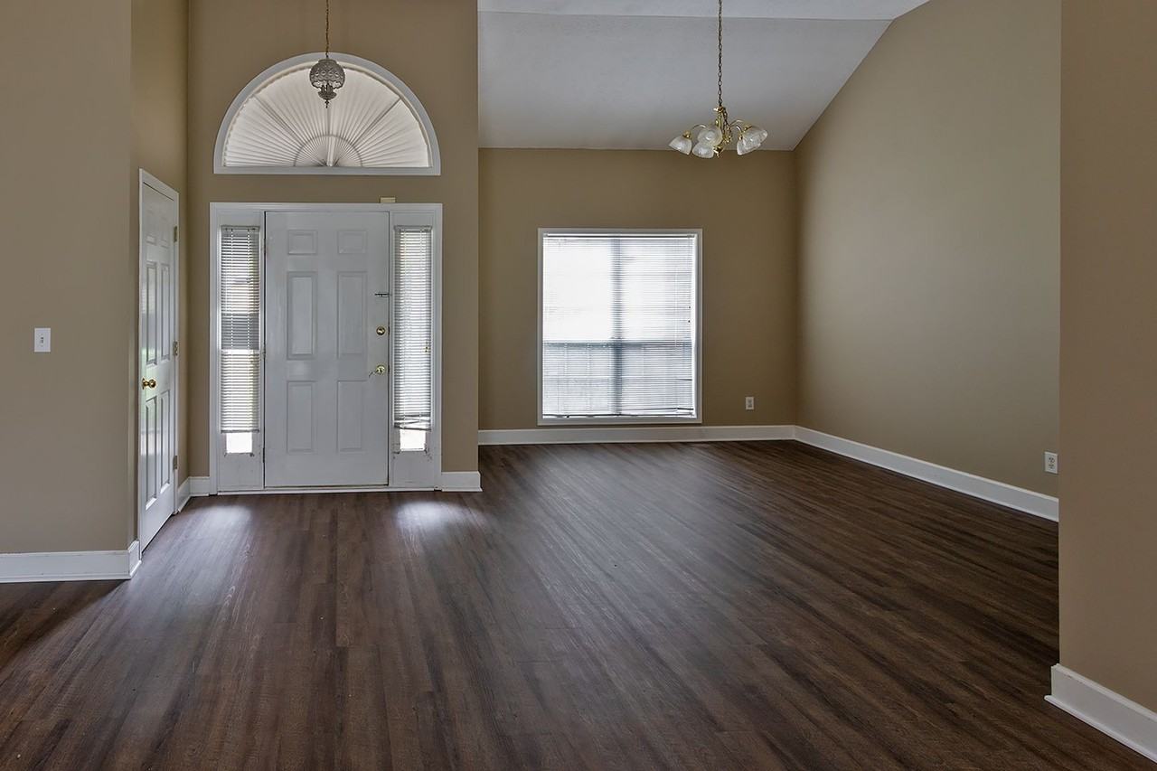 311 Cambridge St - Photo 4 of 29