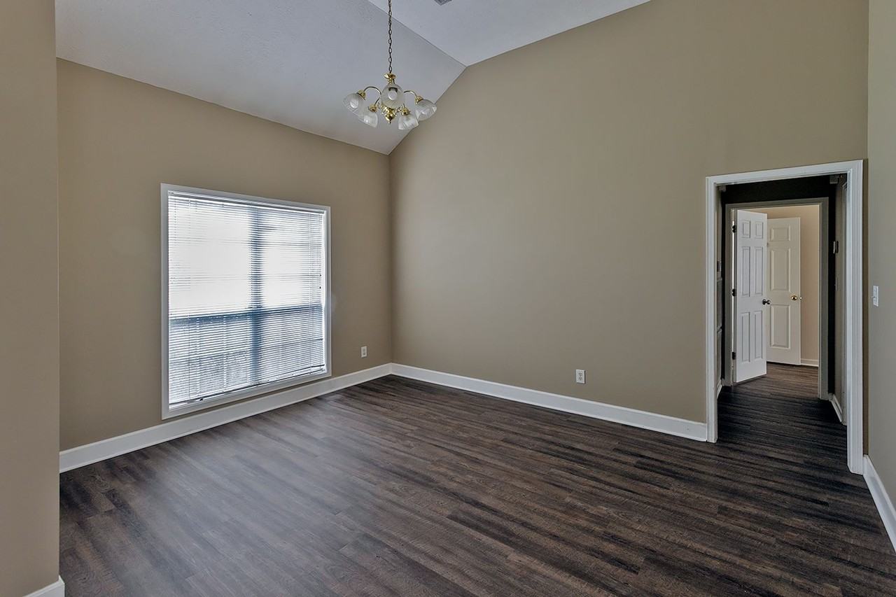 311 Cambridge St - Photo 5 of 29