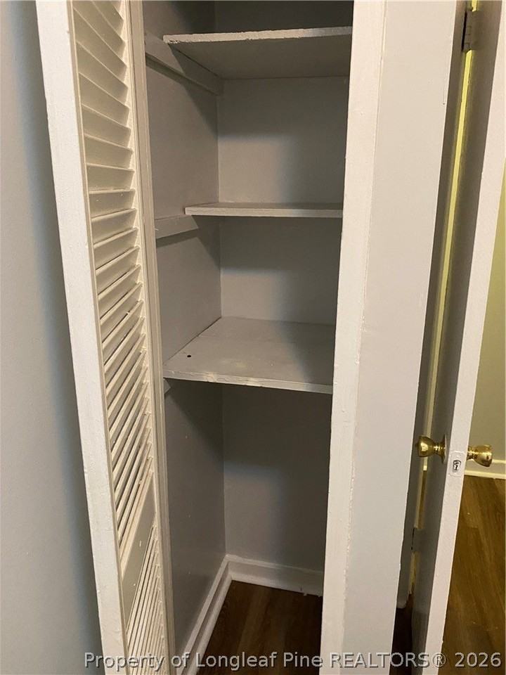 1146 Parker Dr - Photo 2 of 9