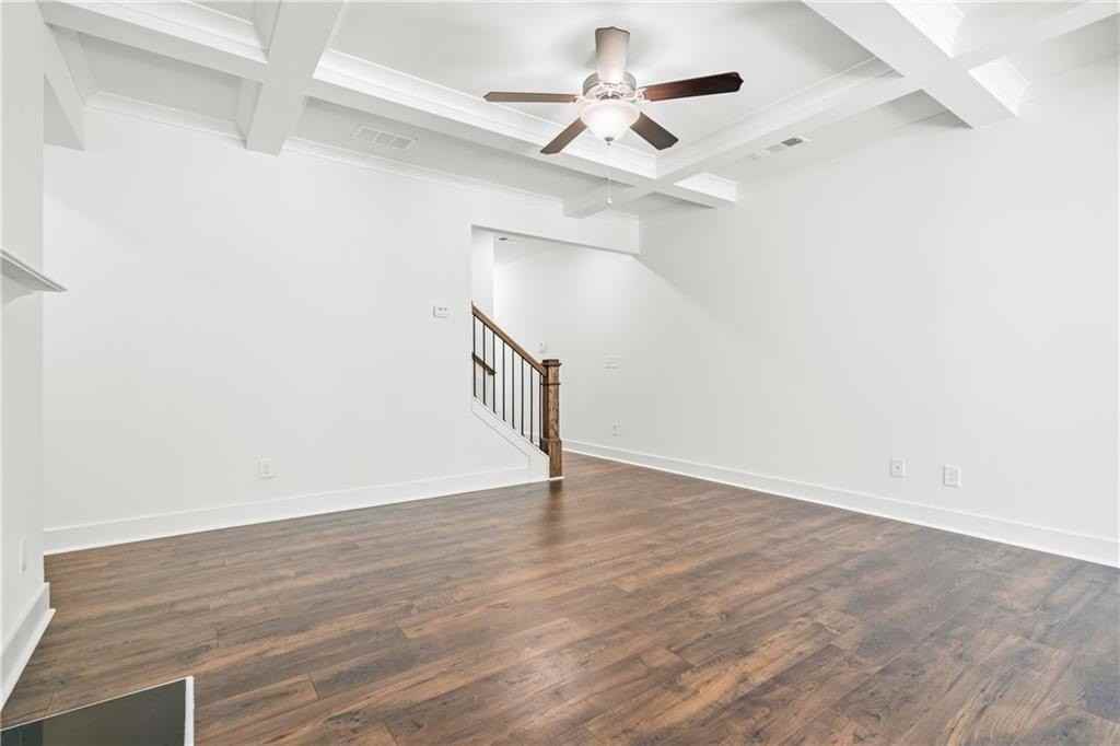 161 Auburn Valley Way - Photo 7 of 37