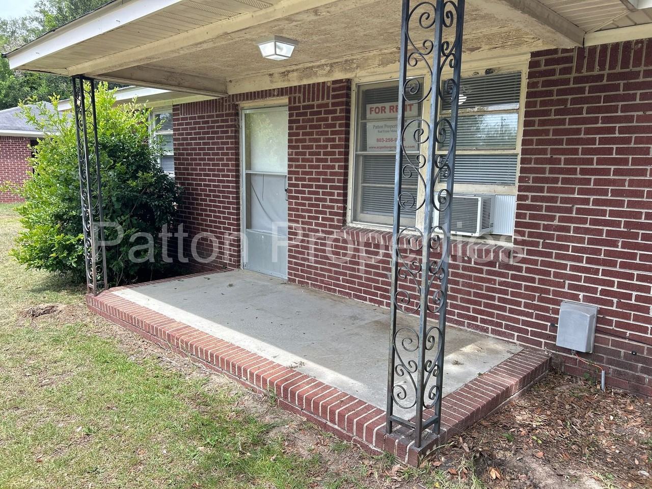 3100 Oweada Dr - Photo 3 of 21