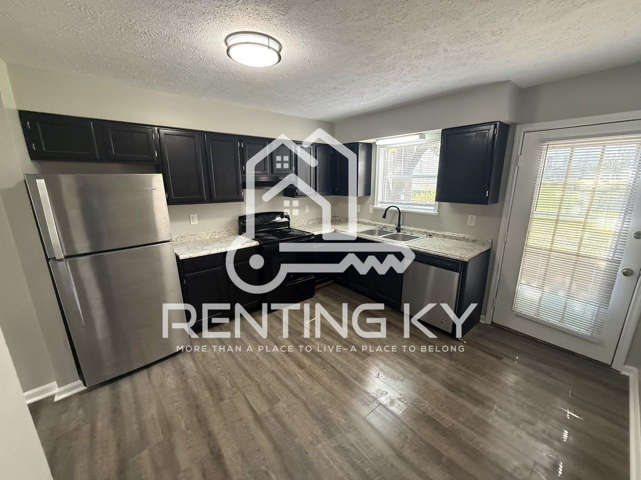 317 Peachtree Rd - Photo 4 of 11