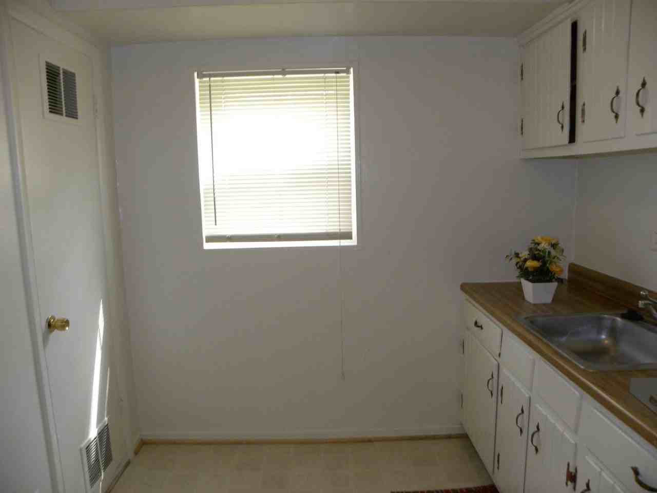 120-7 Washington St Ne - Photo 3 of 5
