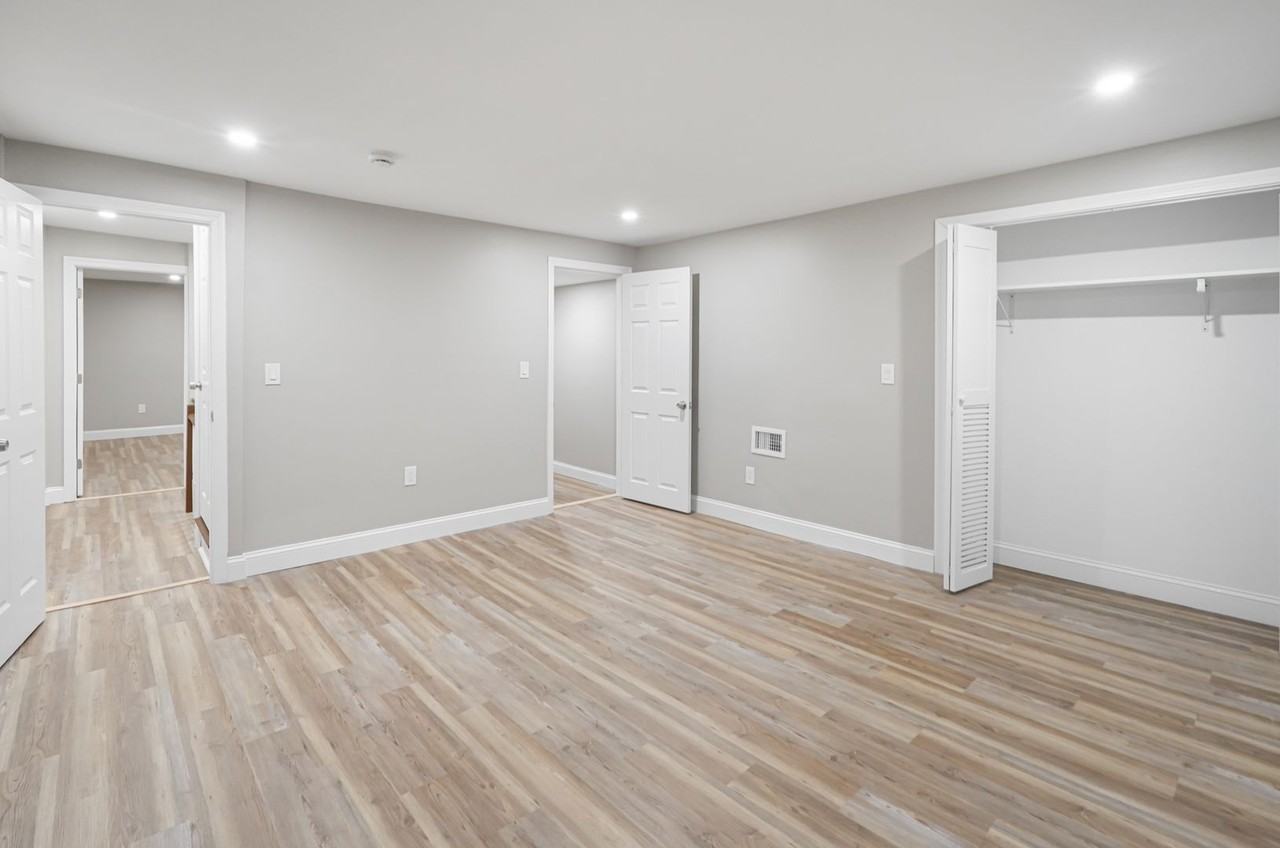 98 Southville Rd - Photo 6 of 43