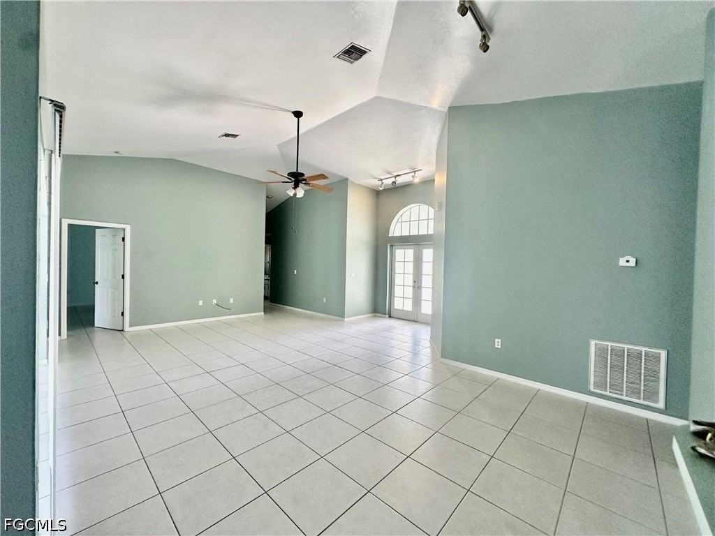 17150 Knight Dr - Photo 4 of 15
