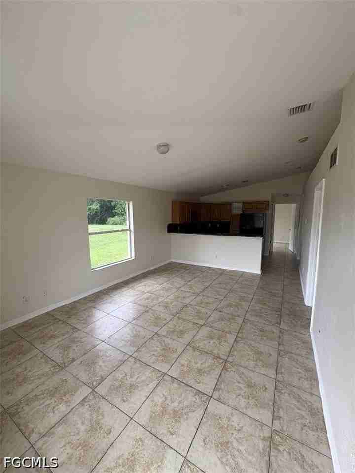 4768 Jordan Ave S - Photo 3 of 6