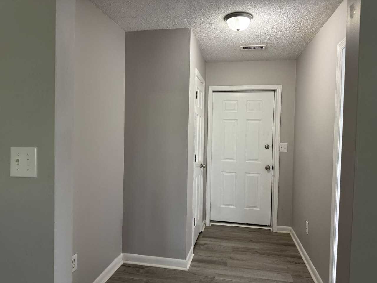 2201 Chestnut Ave - Photo 3 of 16
