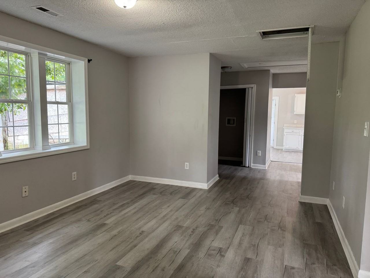 2201 Chestnut Ave - Photo 5 of 16