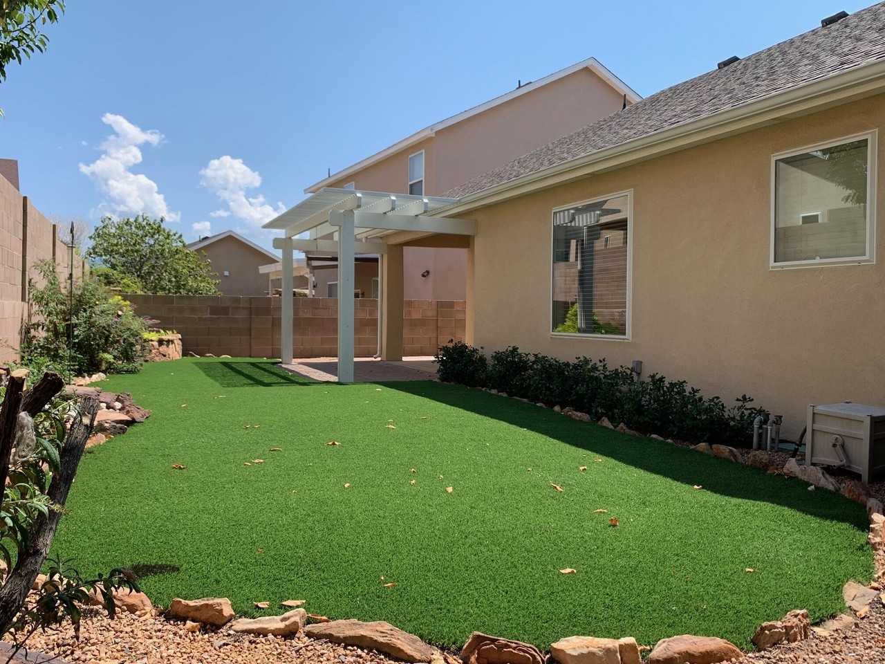 2217 Mayapan Rd Se - Photo 3 of 15