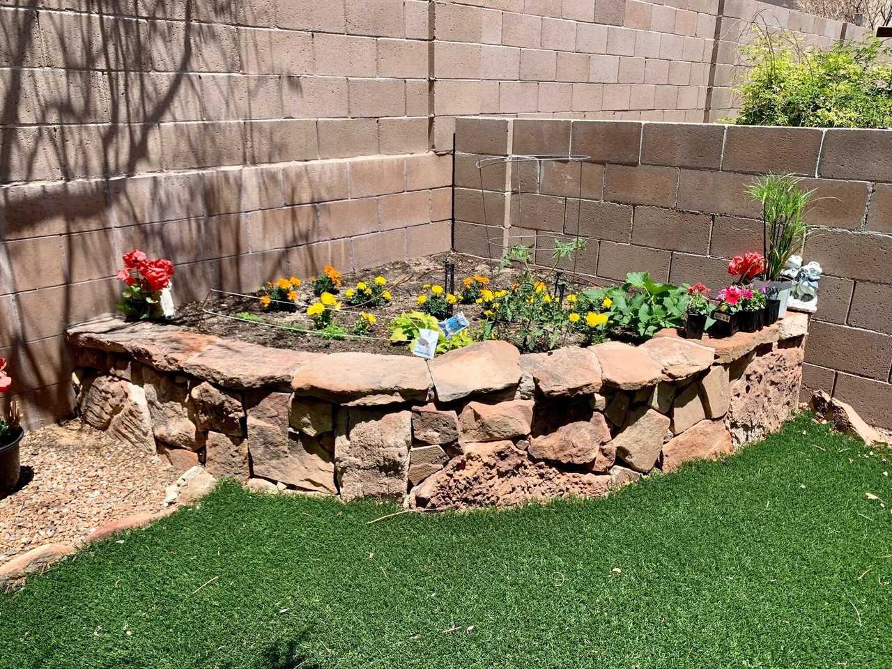 2217 Mayapan Rd Se - Photo 4 of 15