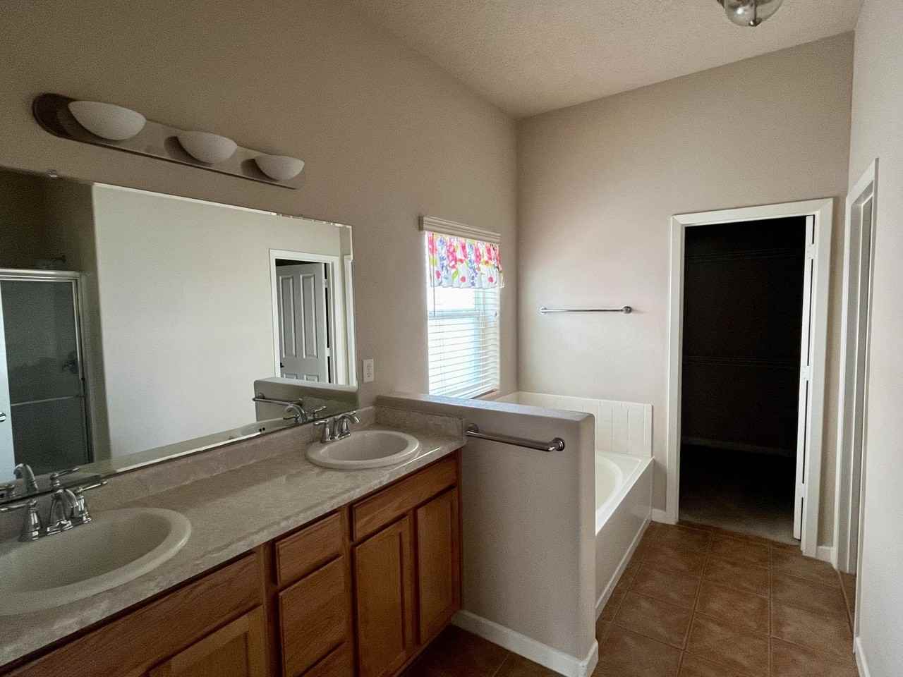 2217 Mayapan Rd Se - Photo 7 of 15