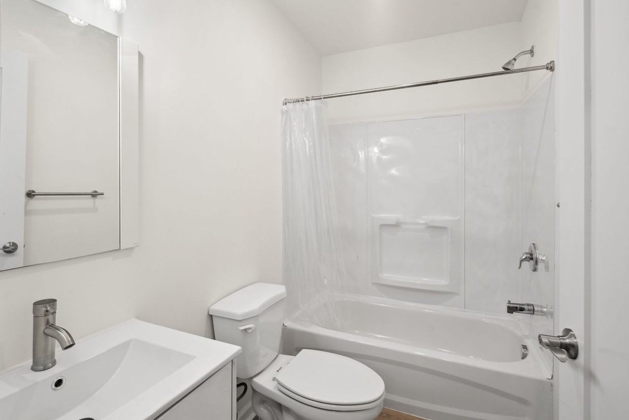 1534 N 16th St - Photo 4 of 11