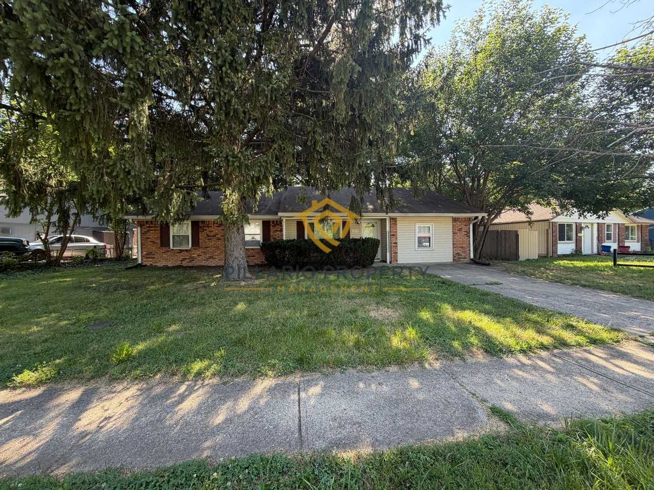 4441 N Vinewood Ave - Photo 2 of 21