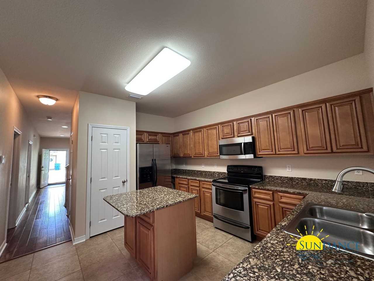 1494 Bentley Cir - Photo 4 of 26