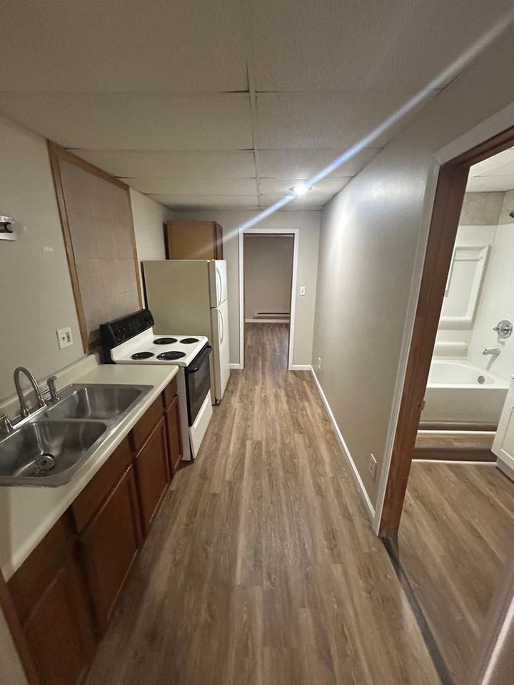 9845 W Smith St - Photo 2 of 7