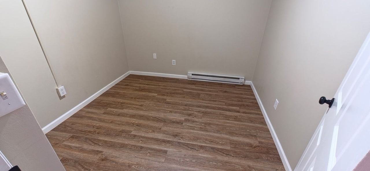 9841 W Smith St - Photo 4 of 7