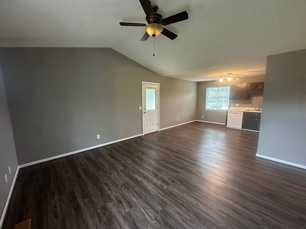 2158 Peaceburg Rd - Photo 3 of 14