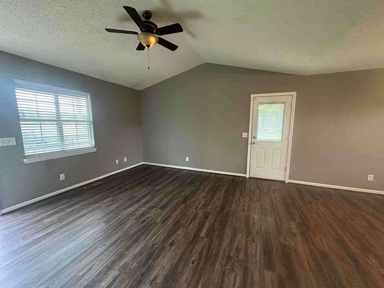 2158 Peaceburg Rd - Photo 4 of 14