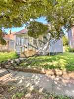 featured image of 1915 S 8th St