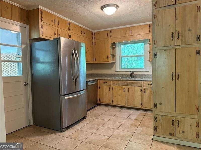 782 Prince Ave - Photo 2 of 35