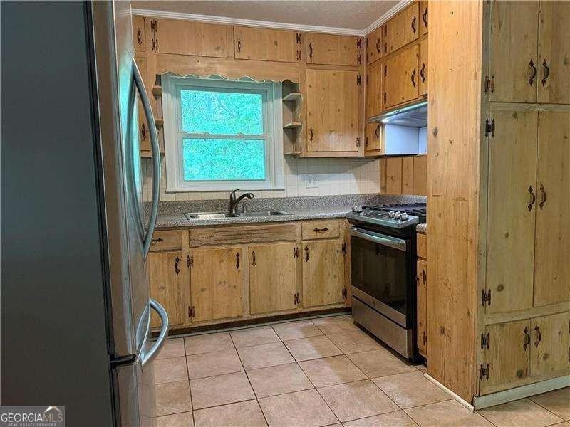 782 Prince Ave - Photo 6 of 35
