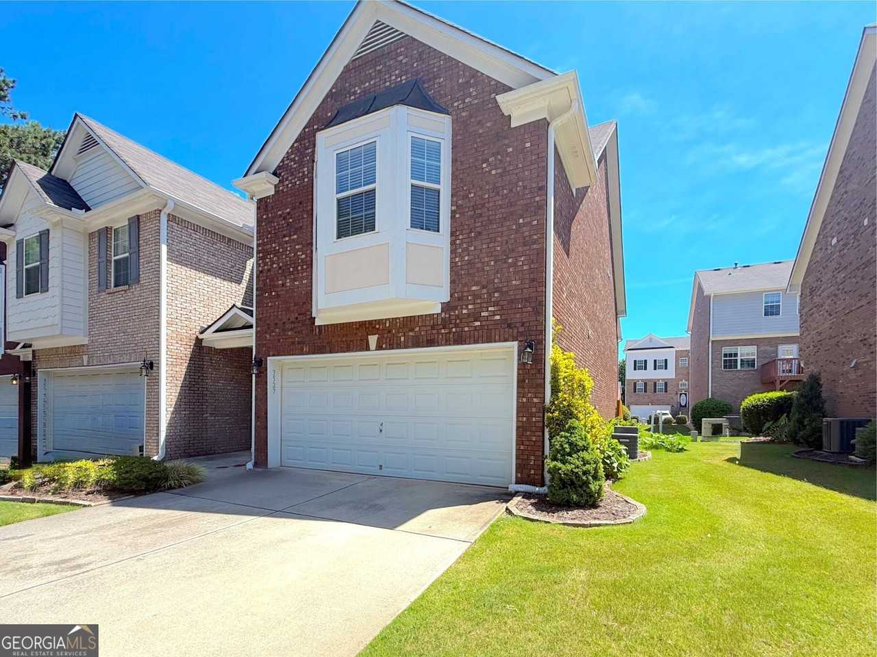 3527 Compass Rose Dr - Photo 3 of 39