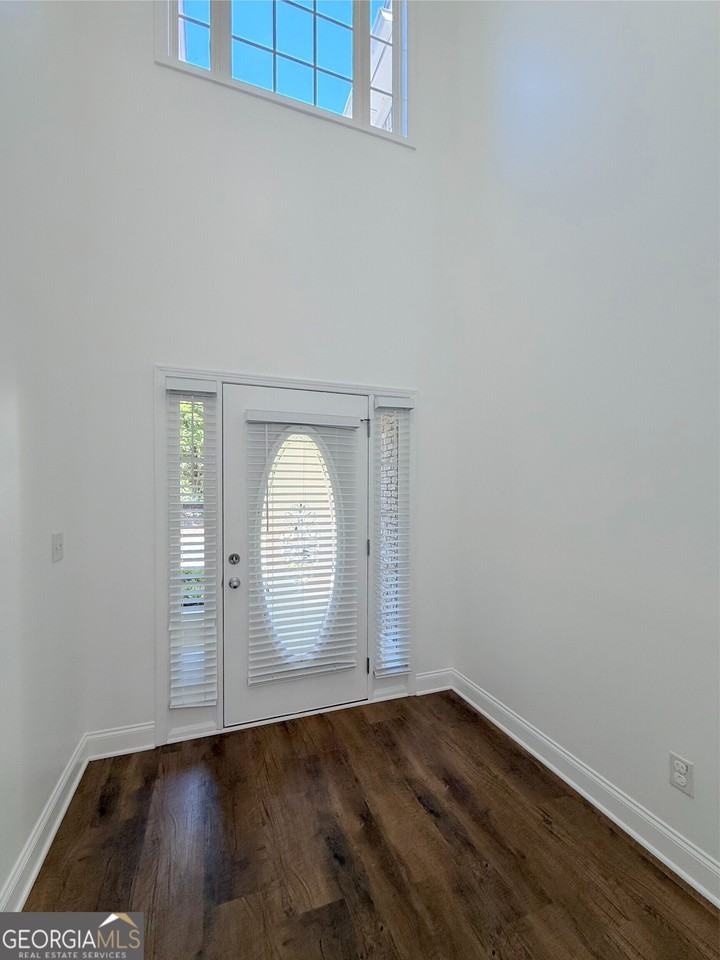 3527 Compass Rose Dr - Photo 6 of 39